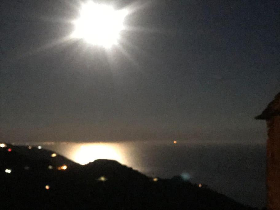 Вилла La Finestra Sul Mare A Drignana Вернацца Экстерьер фото